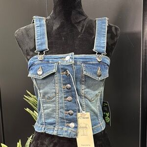 Love Trends Dungaree style crop,chest pockets,button front,adjustable straps
